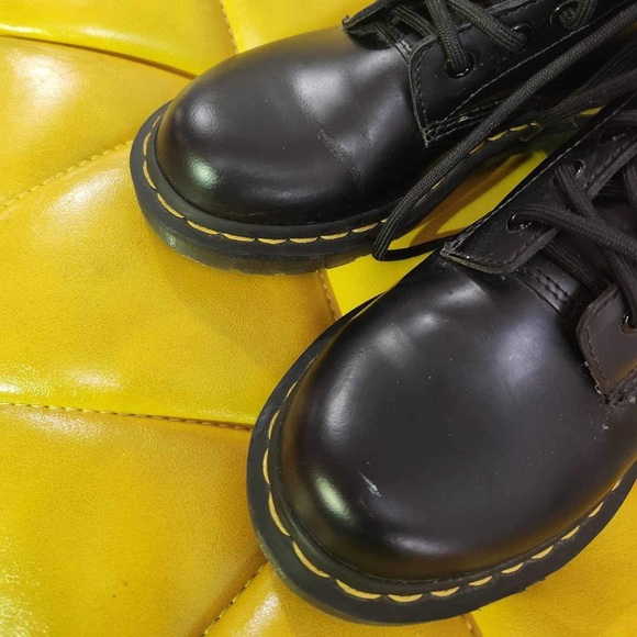 Dr Martens 1460 8 eye women’s 6 - Picture 3 of 6